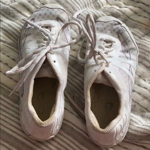 cheer shoes